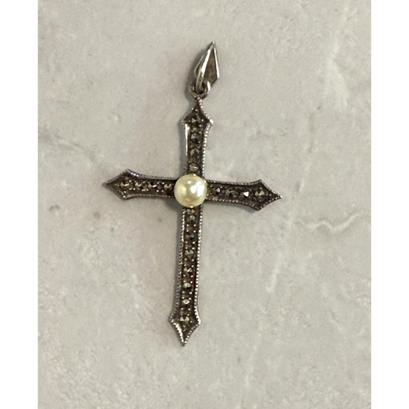Vintage Sterling Silver Marcasite & Pearl Cross Statement Necklace Pendant 2" - Picture 1 of 8